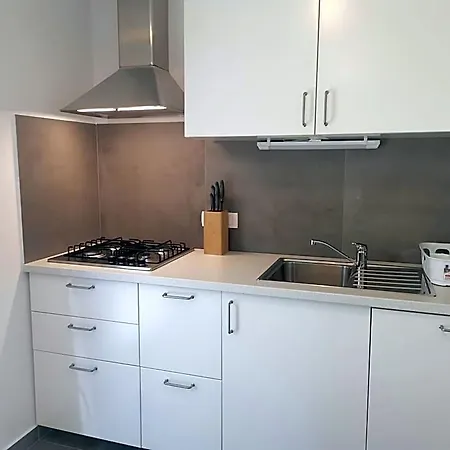 Mimoza Hotel 3*
